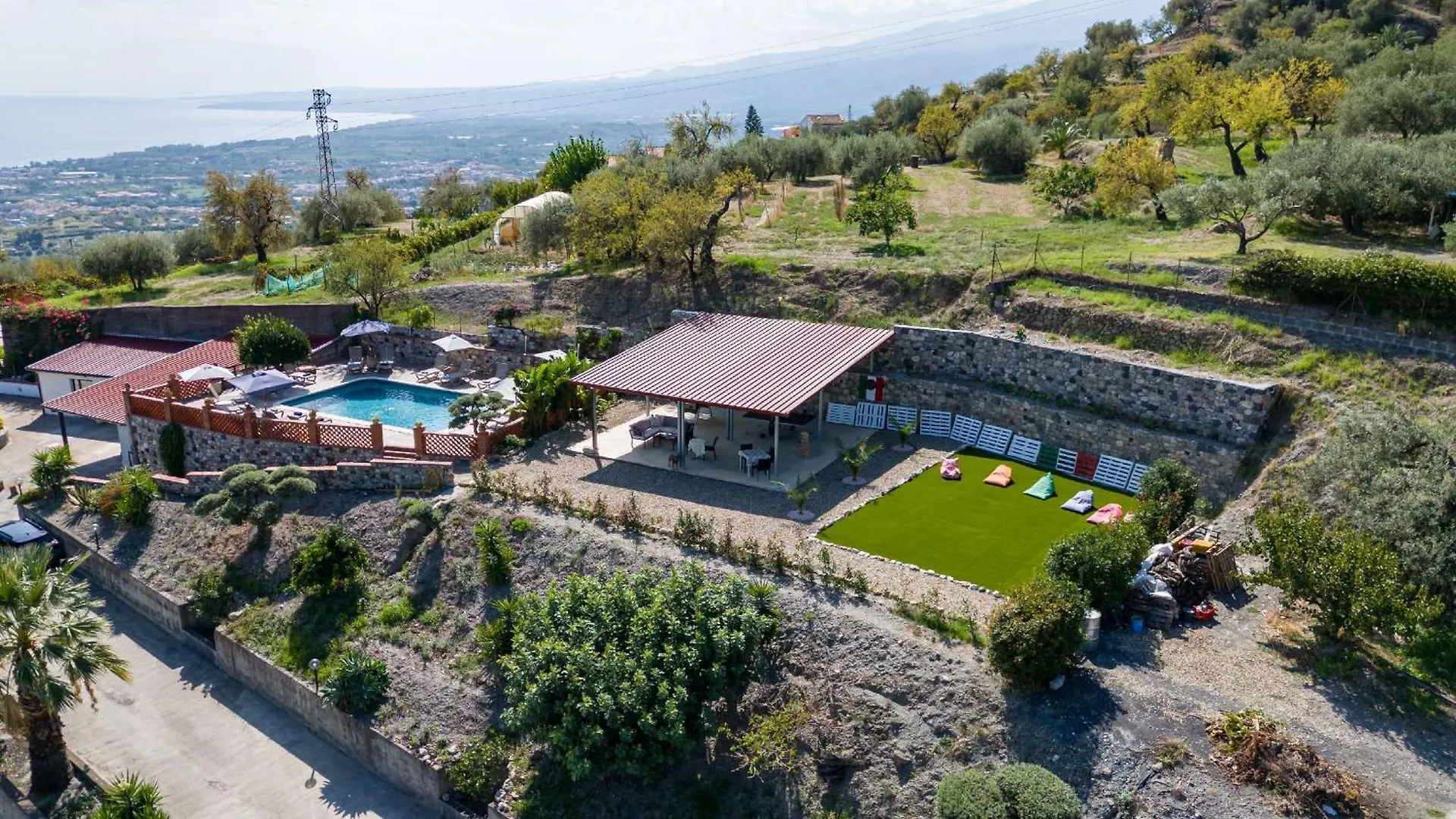 The Lemon Tree Apartment Taormina 0*,