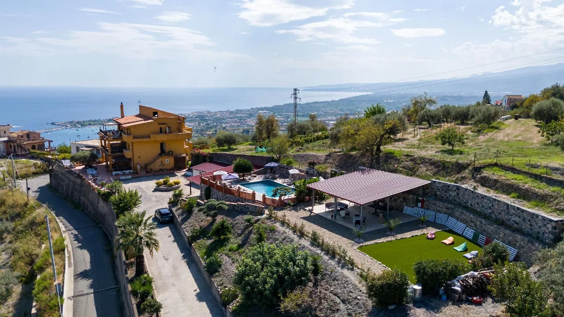 The Lemon Tree Apartment Taormina
