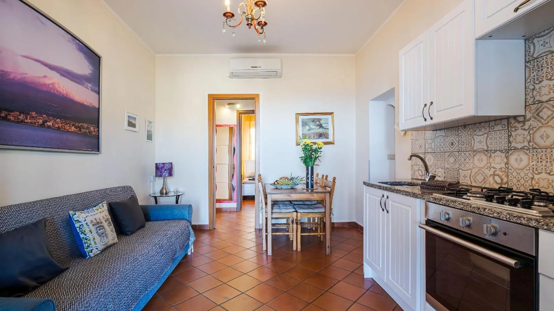 The Lemon Tree Apartment Taormina