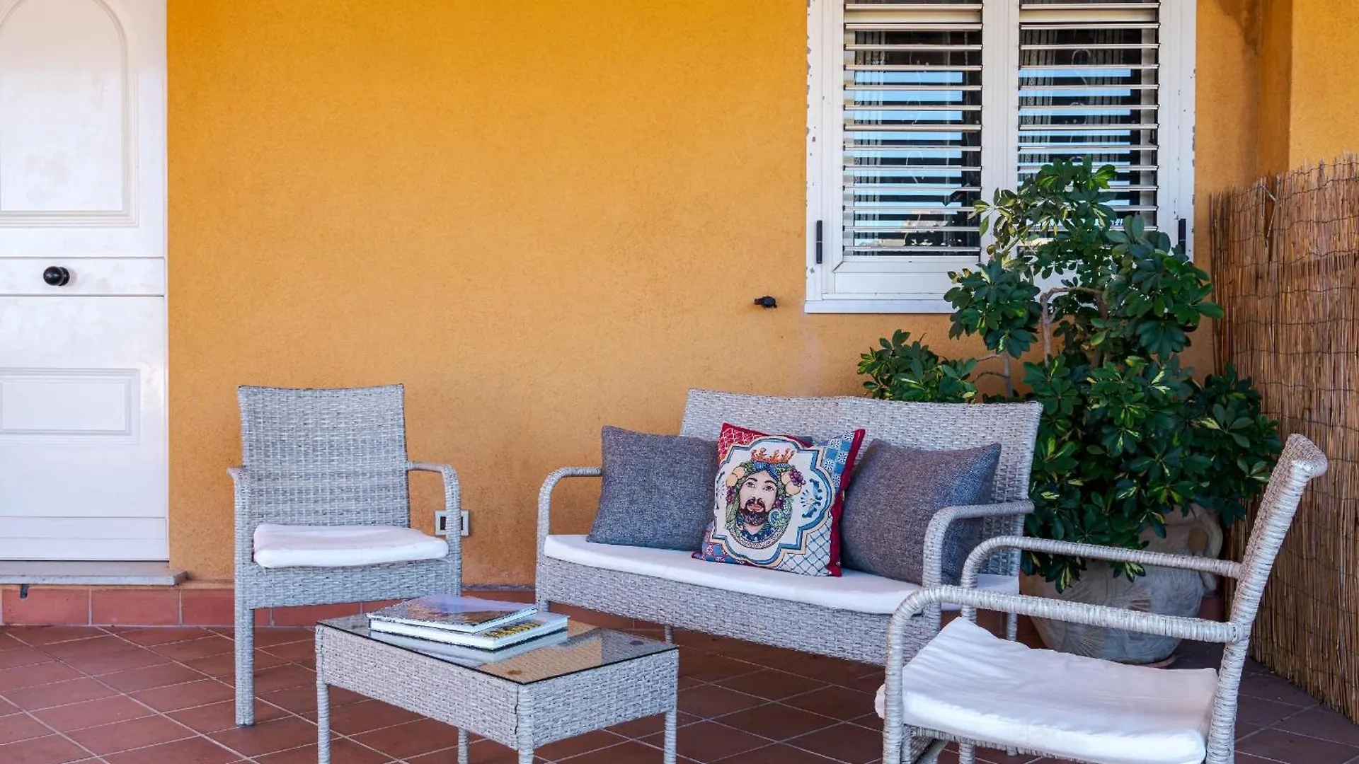 The Lemon Tree Apartment Taormina Italy